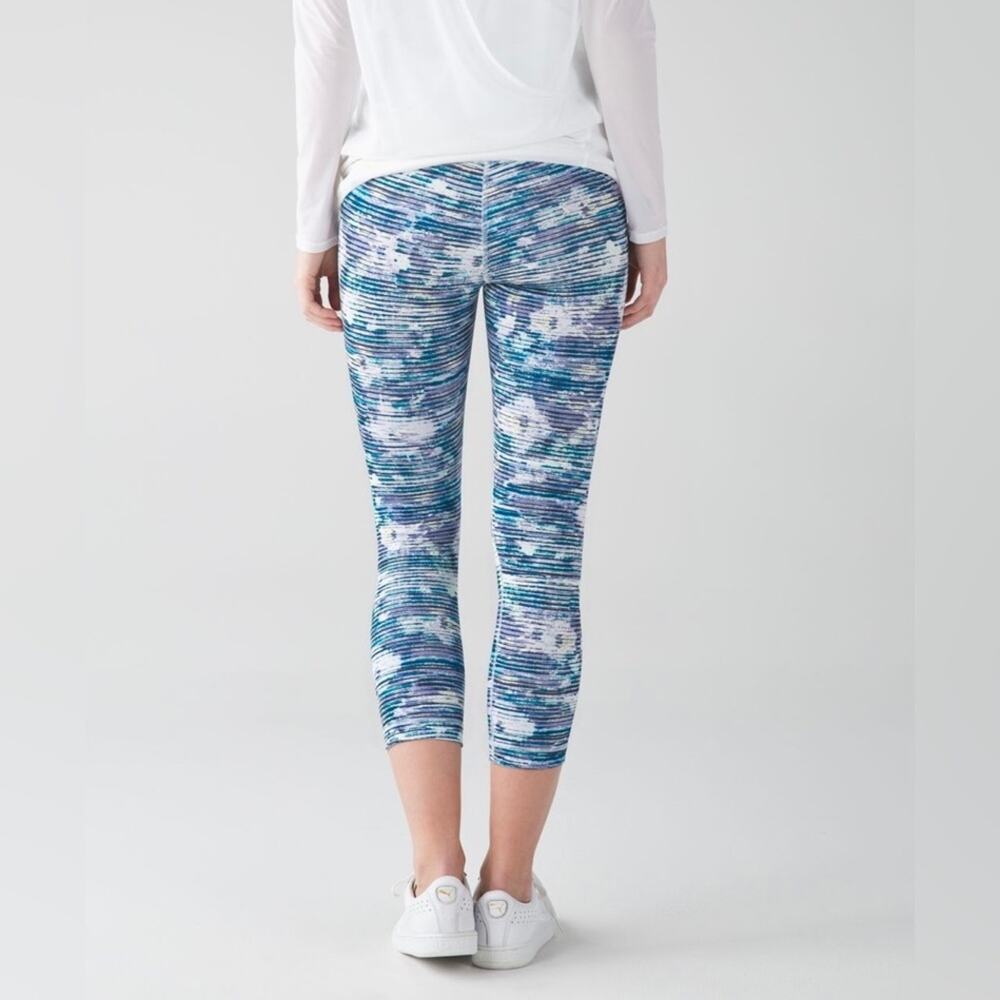 Lululemon Wunder Under Crop Legging Size 4